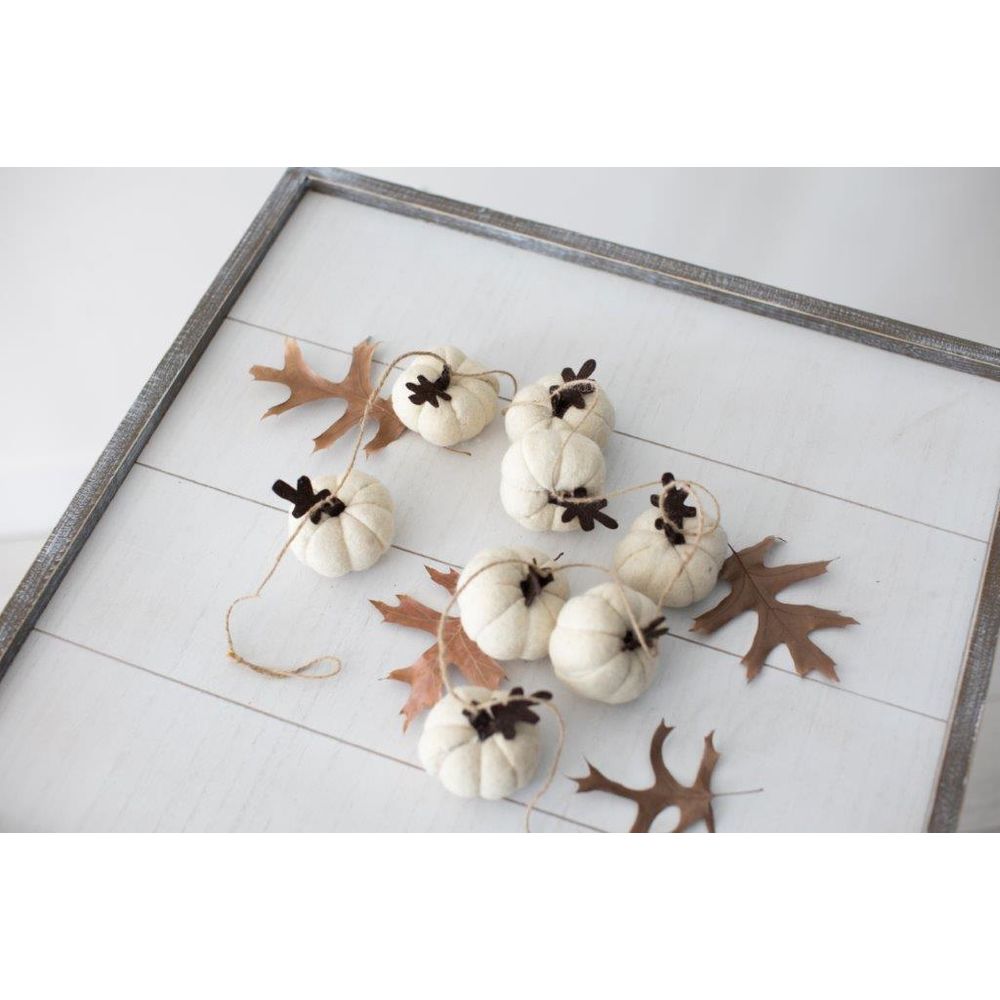 Felt Pumpkin Garland - Cream & Brown