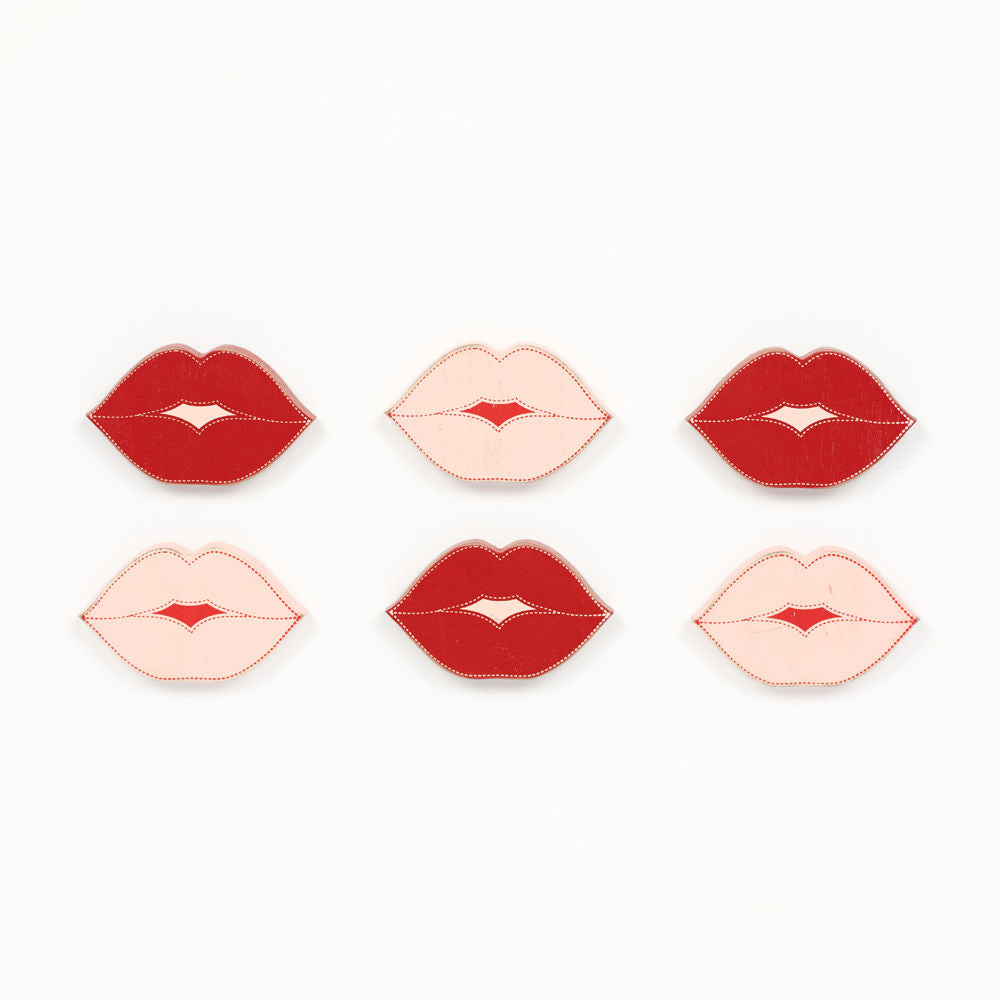 Lucky In Love Wood Lips Decor Set - 6 Pieces