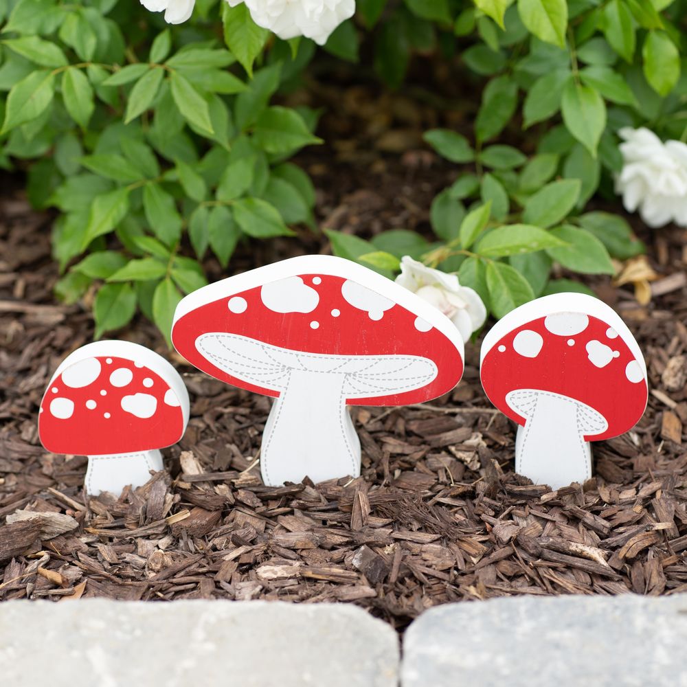 Stars & Stripes Wooden Mushroom Decorative Set