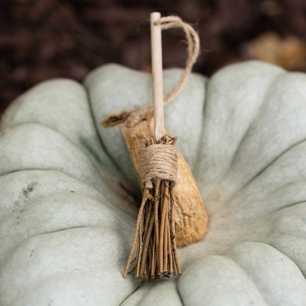 2x6 Hanging Wooden Broom - Brown & Natural