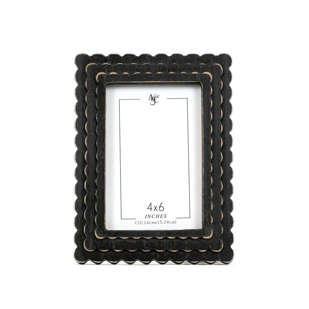 Wood Scallop Photo Frame (4x6) - Black