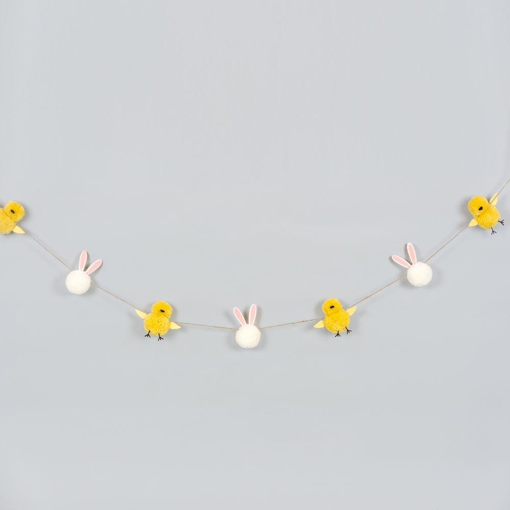 Dwella Decor 5 Pom Pom Garland - Bunny & Chick Design