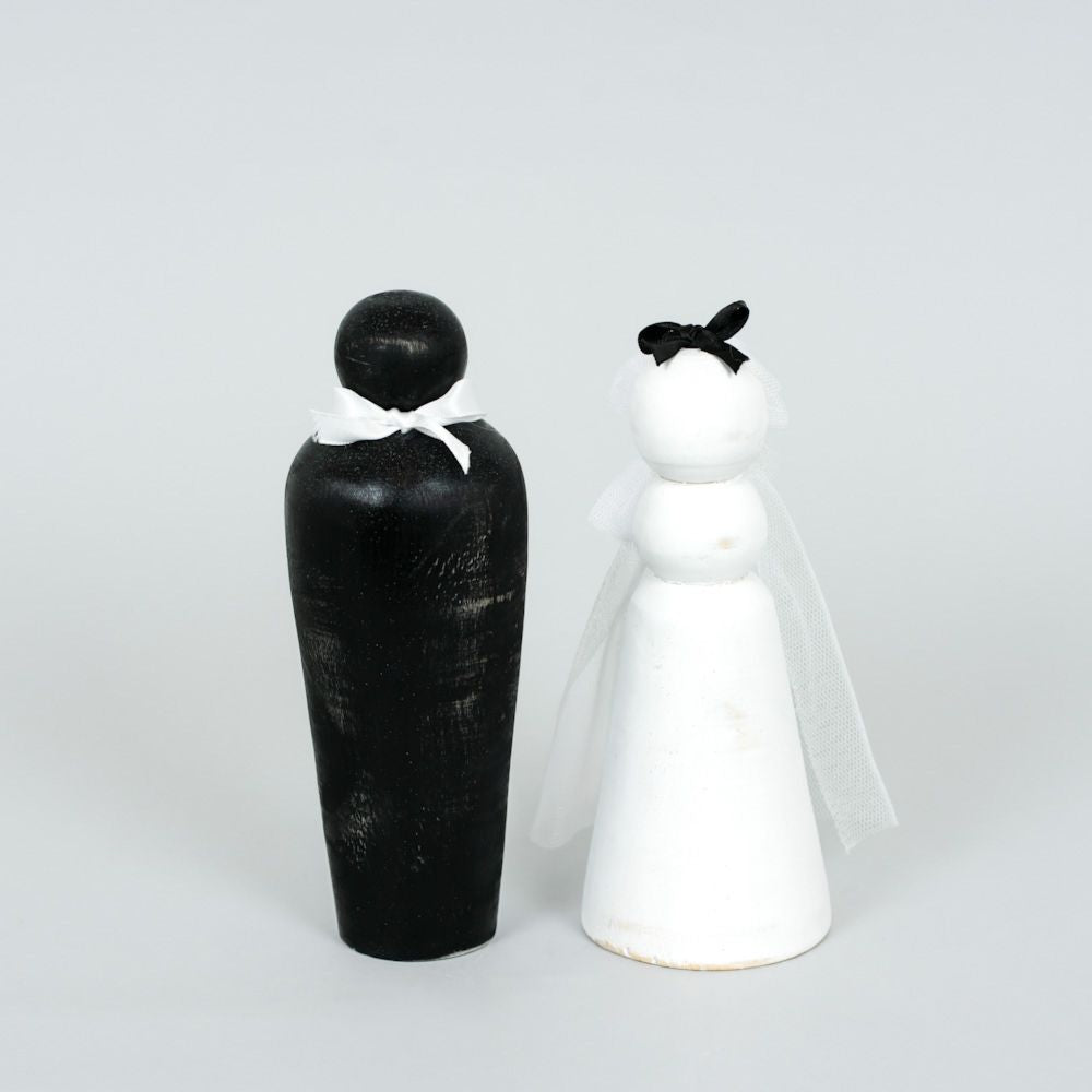 You & Me Wood Couple Silhouette Set
