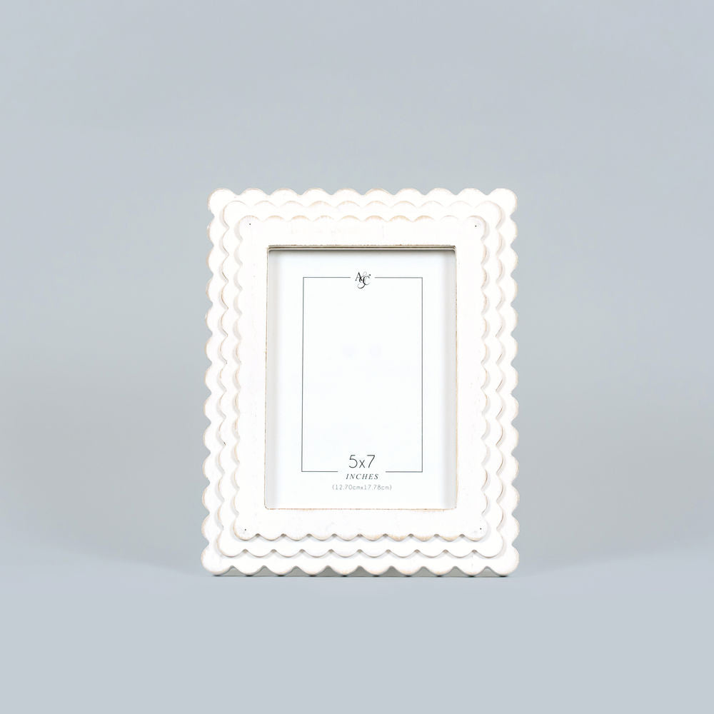 White Scalloped Wood Photo Frame | 8x10 for 5x7 Photo